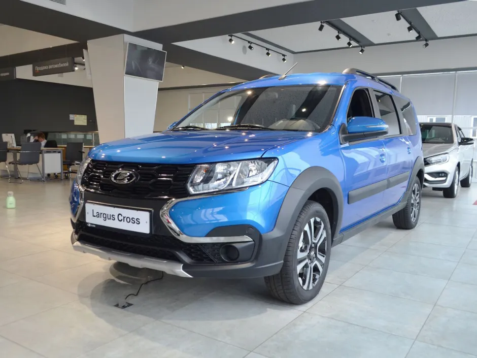 LADA LARGUS CROSS 7 МЕСТ COMFORT